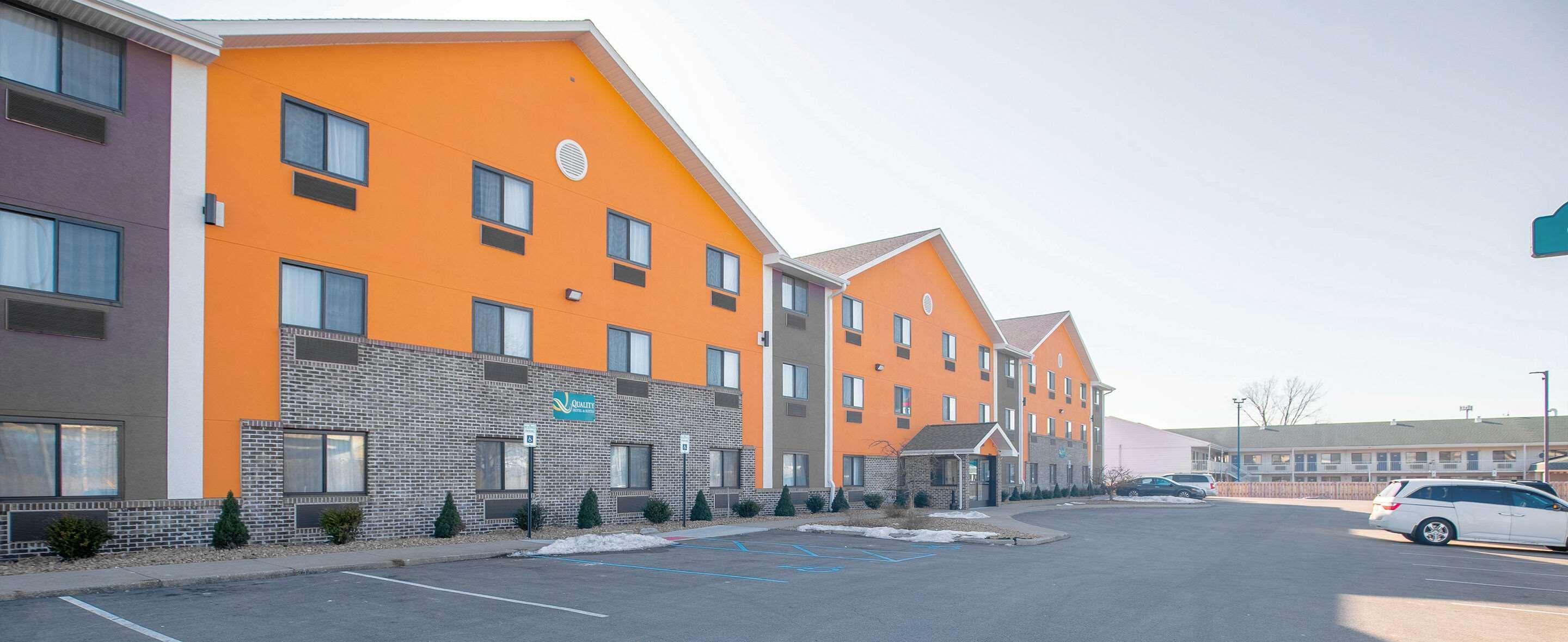 Quality Inn & Suites Hammond Near I-8090 Экстерьер фото